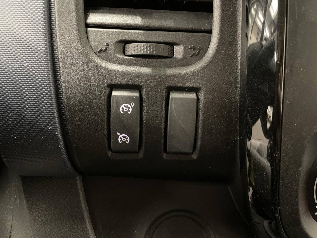 Opel Vivaro Opel Vivaro 1.6 CDTI L2H1 Dubbele Cabine Edition Dubbele Cabine Navi Airco Bluetooth Schuifdeur 6-Zits APK t/m 11-2026