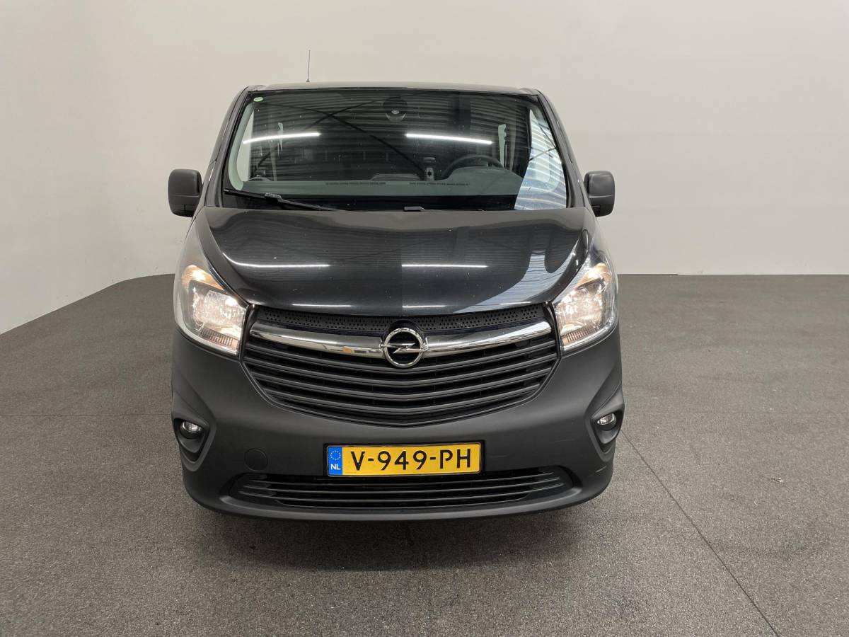 Opel Vivaro Opel Vivaro 1.6 CDTI L2H1 Dubbele Cabine Edition Dubbele Cabine Navi Airco Bluetooth Schuifdeur 6-Zits APK t/m 11-2026