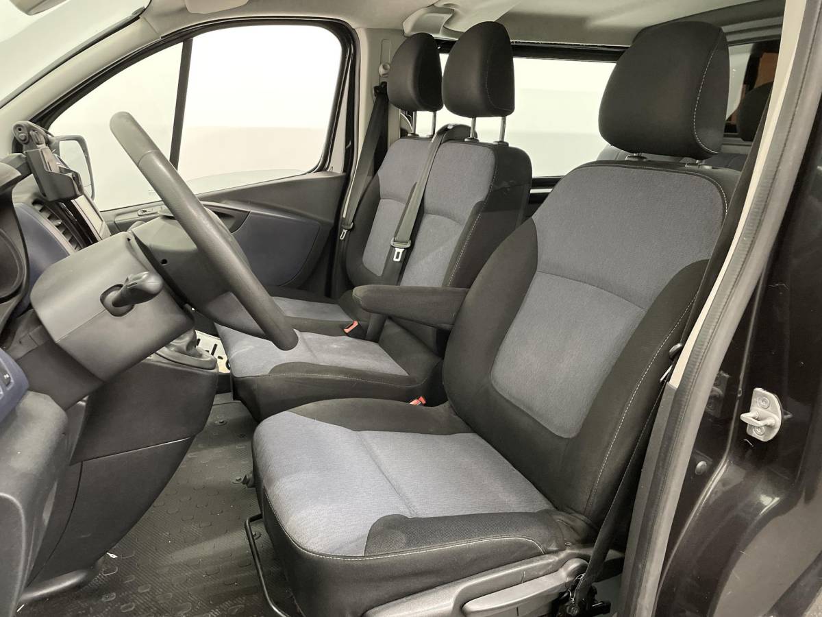Opel Vivaro Opel Vivaro 1.6 CDTI L2H1 Dubbele Cabine Edition Dubbele Cabine Navi Airco Bluetooth Schuifdeur 6-Zits APK t/m 11-2026