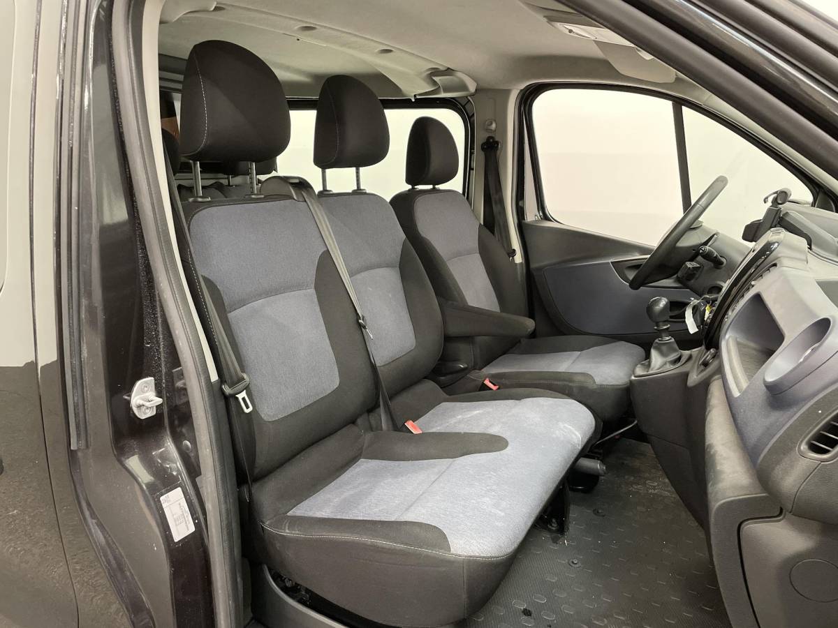 Opel Vivaro Opel Vivaro 1.6 CDTI L2H1 Dubbele Cabine Edition Dubbele Cabine Navi Airco Bluetooth Schuifdeur 6-Zits APK t/m 11-2026