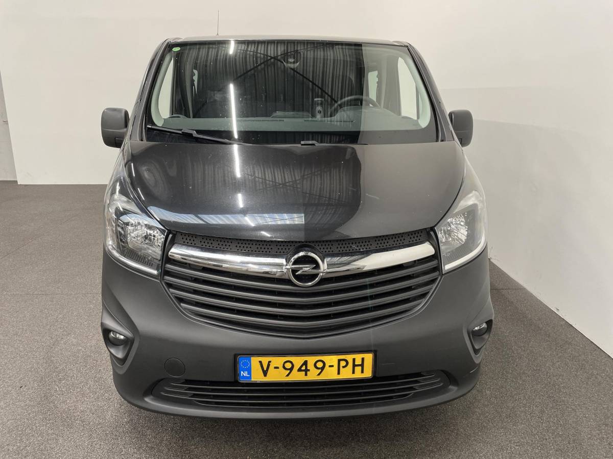 Opel Vivaro Opel Vivaro 1.6 CDTI L2H1 Dubbele Cabine Edition Dubbele Cabine Navi Airco Bluetooth Schuifdeur 6-Zits APK t/m 11-2026