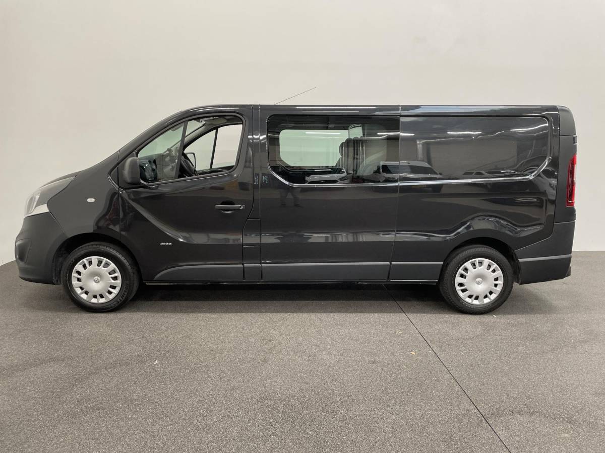 Opel Vivaro Opel Vivaro 1.6 CDTI L2H1 Dubbele Cabine Edition Dubbele Cabine Navi Airco Bluetooth Schuifdeur 6-Zits APK t/m 11-2026