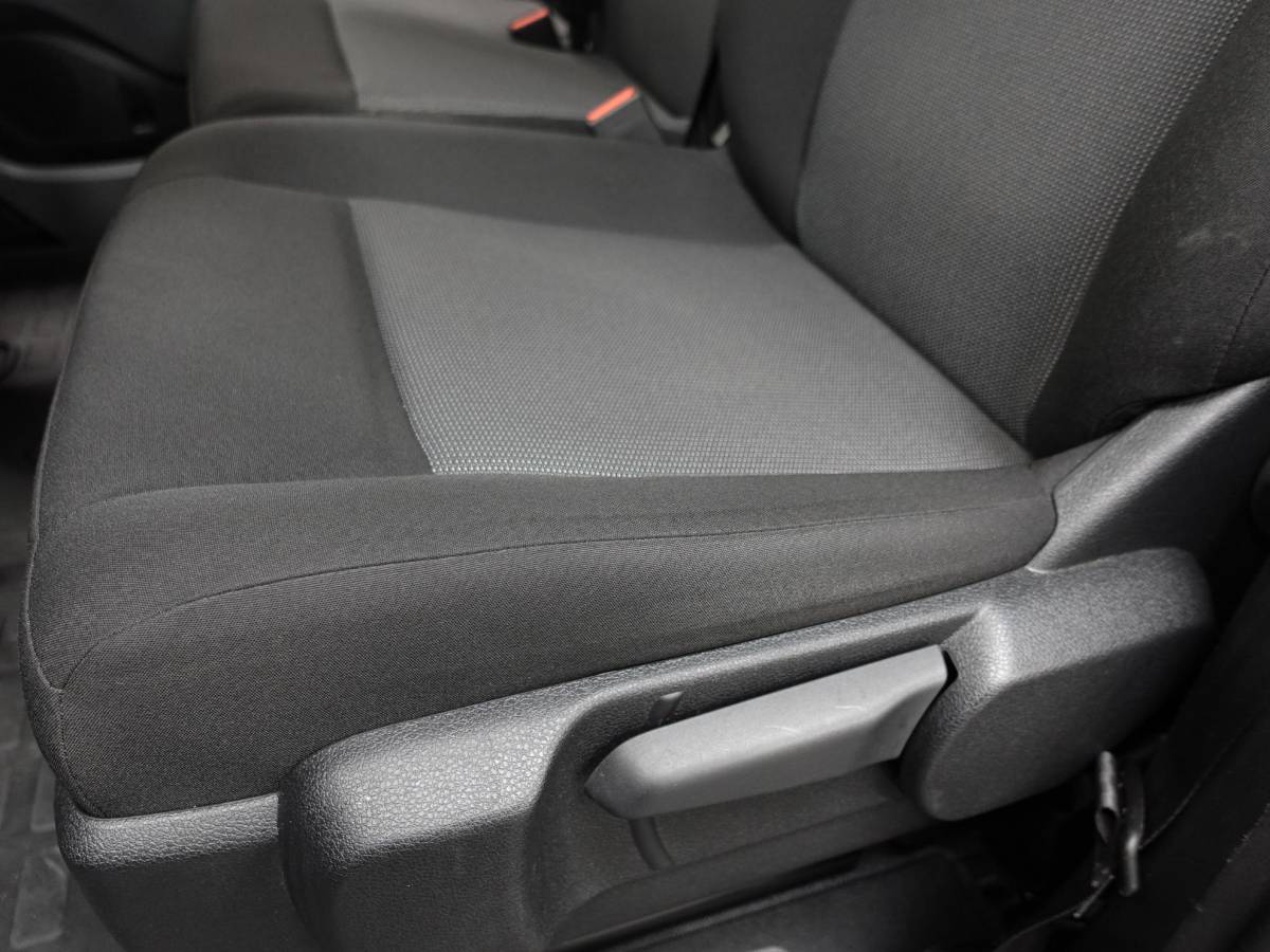 Opel Vivaro Opel Vivaro 145pk L3H1 Automaat Navigate Trekhaak Cruise control Apple Carplay Camera