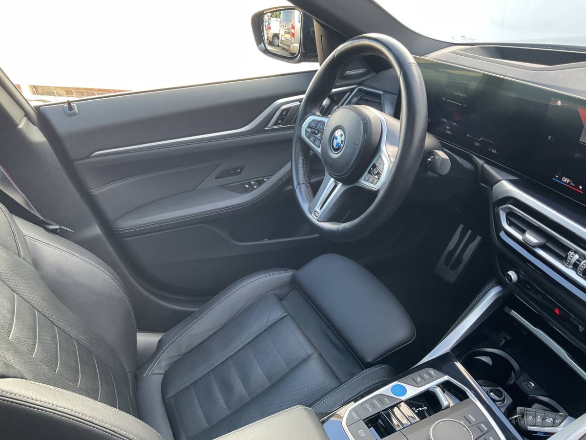 BMW i4 BMW i4 M50 M-Sport 84kWh 544PK Pano Laser HUD Harman/Kardon Elek.Trekhaak Leer BOMVOL!