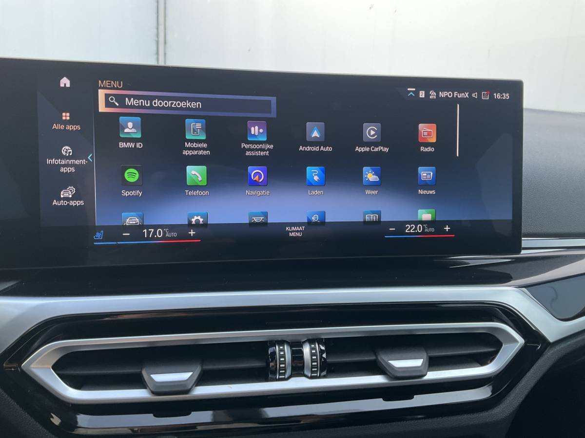 BMW i4 BMW i4 M50 M-Sport 84kWh 544PK Pano Laser HUD Harman/Kardon Elek.Trekhaak Leer BOMVOL!