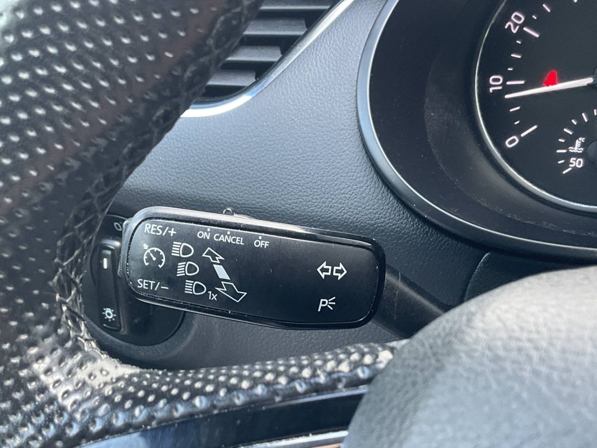 Škoda Octavia ŠKODA Octavia Combi 1.4 TSI Style Xenon Aut Trekhaak Canton Stoelverw Carplay Voll.Onderhouden!