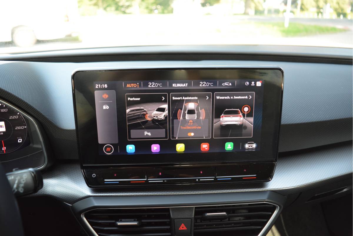 SEAT Leon SEAT Leon Sportstourer 1.5 eTSI 150PK Style Launch Edition | DSG | LED | Station |