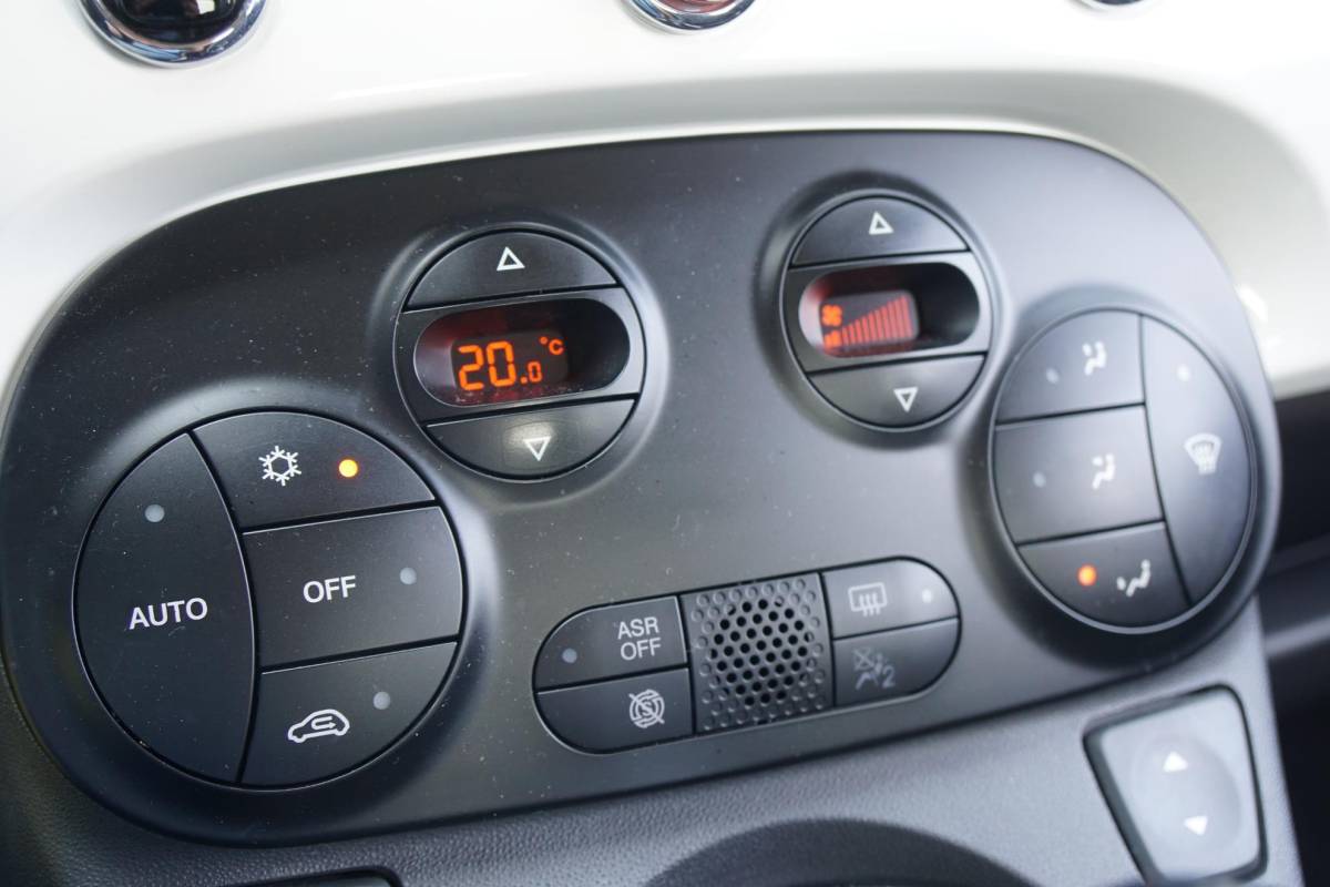 Fiat 500C Fiat 500 C 0.9 TwinAir Turbo Cult + XENON / LEDER / PARKEER SENSOREN