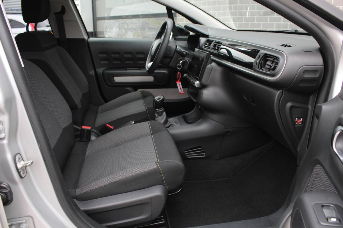 Citroën C3 Citroën C3 1.2 PureTech Feel Edition / Carplay / PDC / N.A.P.