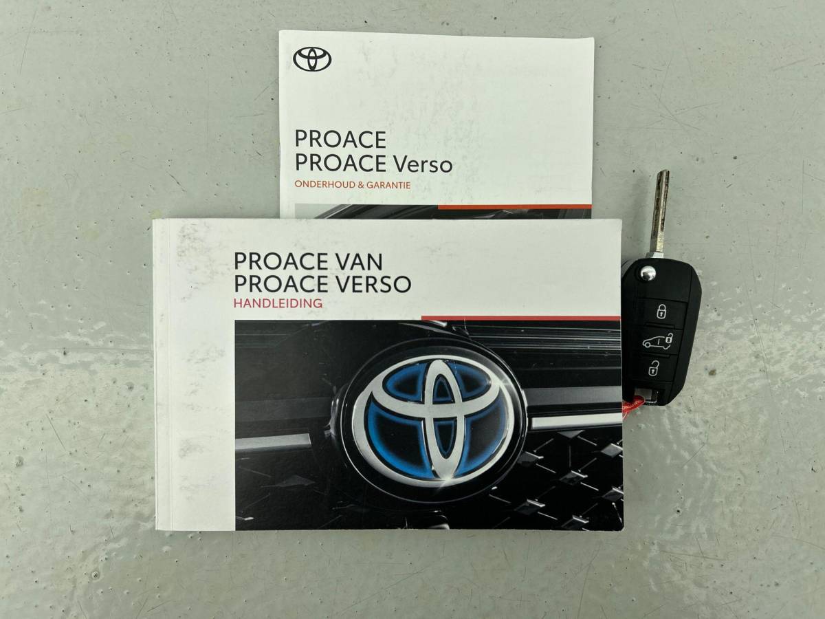 Toyota ProAce Toyota PROACE Worker 2.0 D-4D Live 2.0D 145 pk Airco Carplay Cruise Control 3-Zits 39000 km