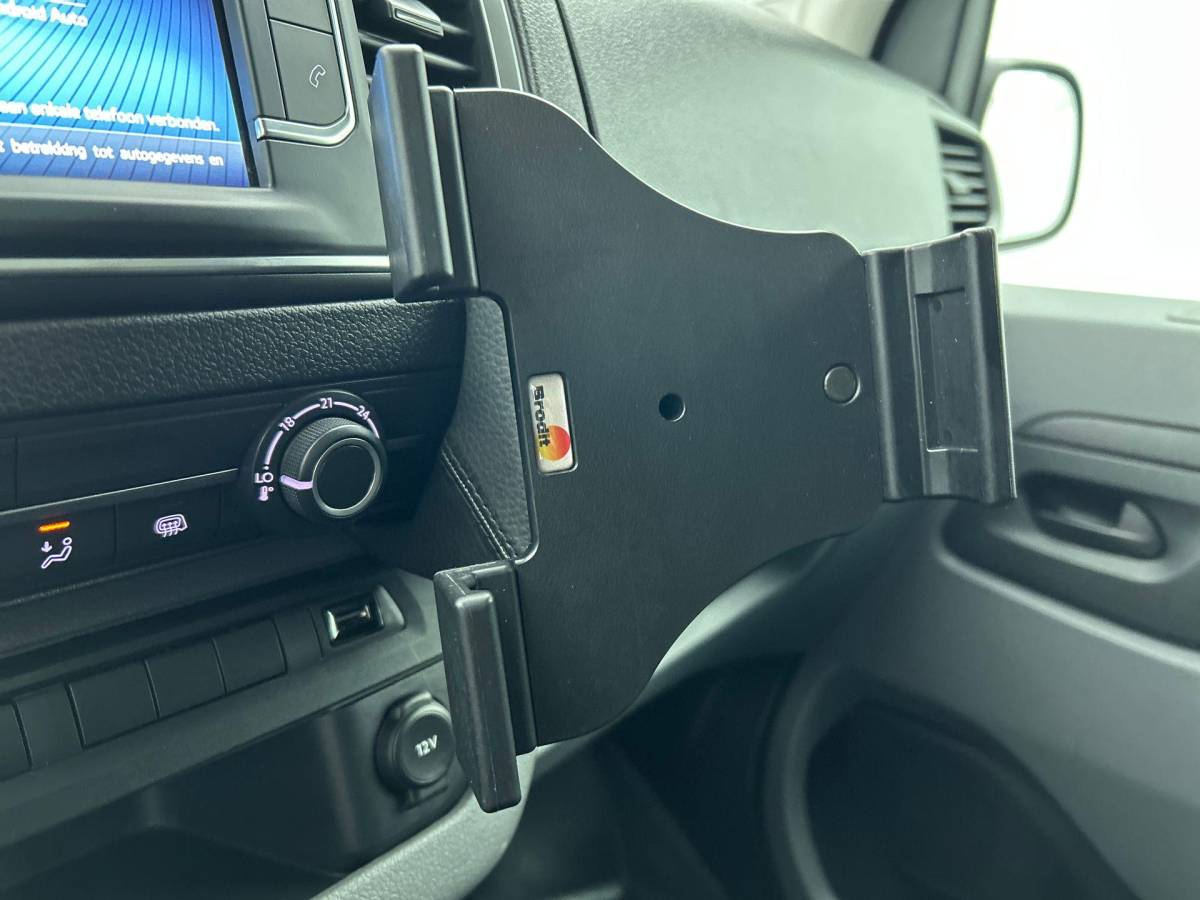 Toyota ProAce Toyota PROACE Worker 2.0 D-4D Live 2.0D 145 pk Airco Carplay Cruise Control 3-Zits 39000 km