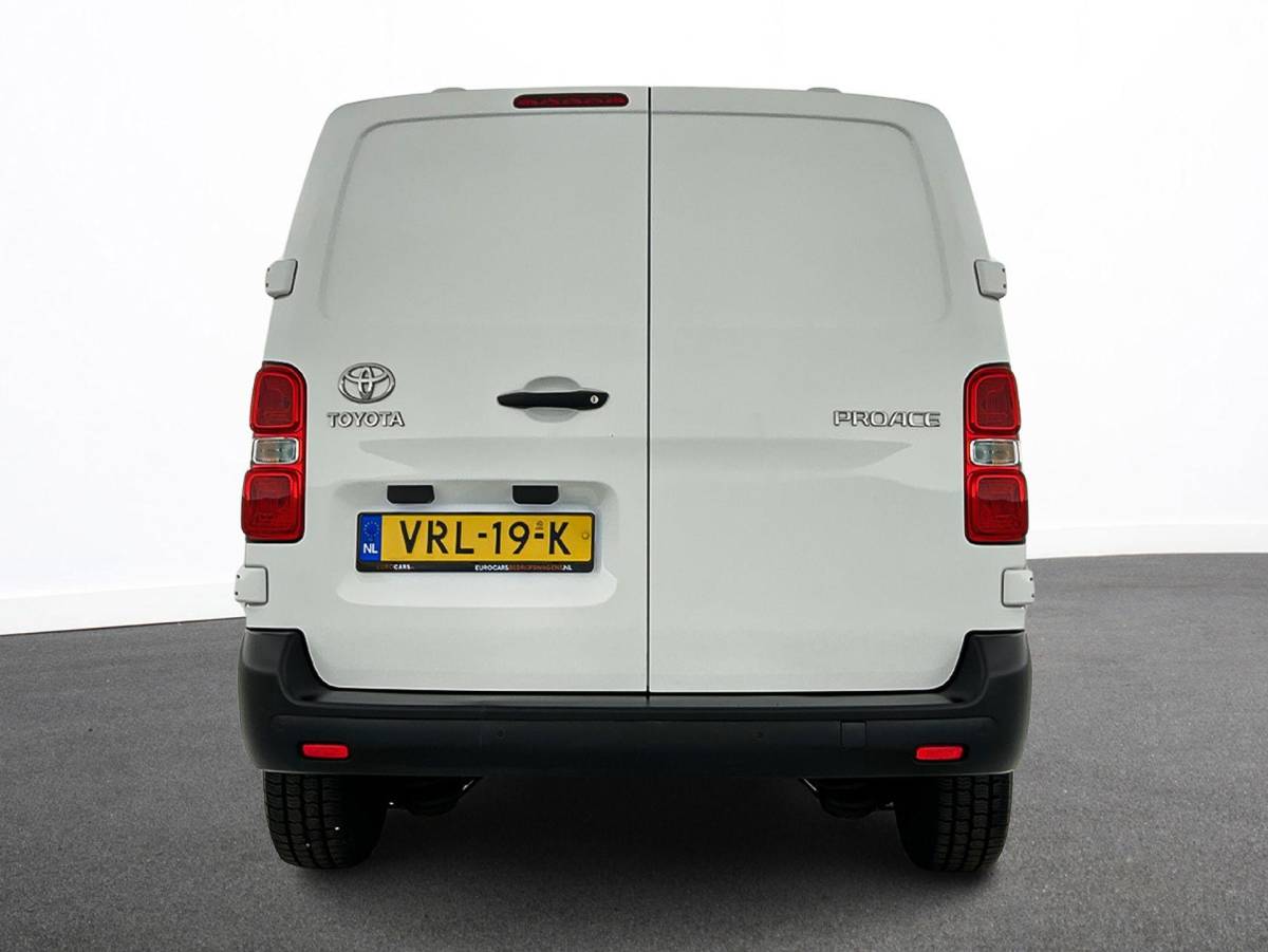 Toyota ProAce Toyota PROACE Worker 2.0 D-4D Live 2.0D 145 pk Airco Carplay Cruise Control 3-Zits 39000 km