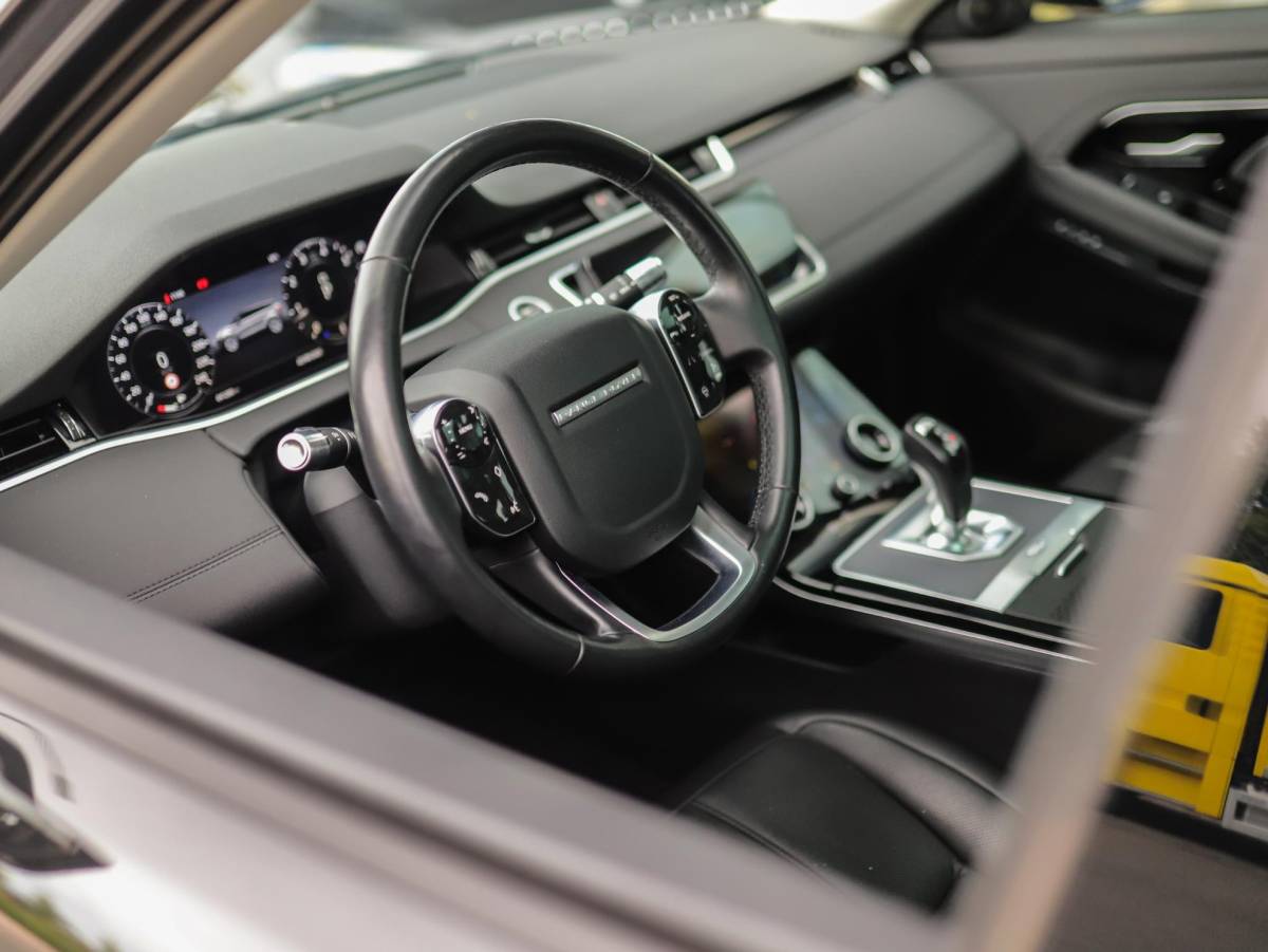 Land Rover Range Rover Evoque Land Rover Range Rover Evoque 2.0 P250 AWD R-Dynamic SE | Stoel/Stuurverw. | 360° Camera | Pano