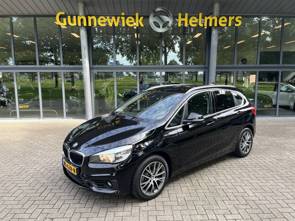 BMW 2 Serie BMW 218i Active Tourer | NAVI | CLIMA | PDC | STOELVERWARMING