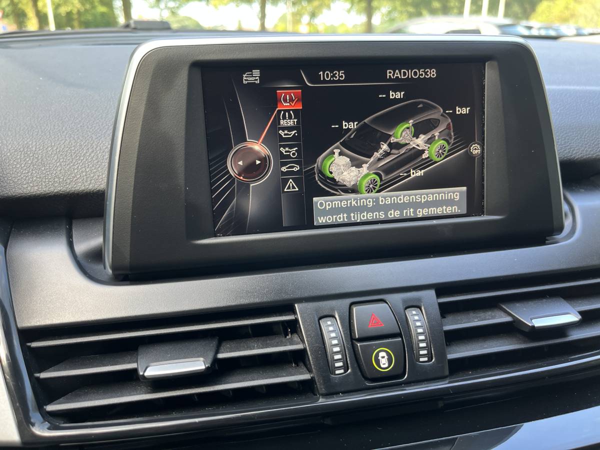 BMW 2 Serie BMW 218i Active Tourer | NAVI | CLIMA | PDC | STOELVERWARMING