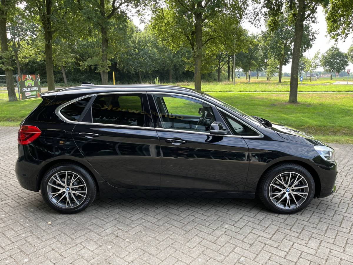 BMW 2 Serie BMW 218i Active Tourer | NAVI | CLIMA | PDC | STOELVERWARMING