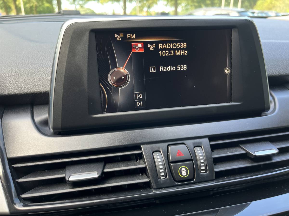 BMW 2 Serie BMW 218i Active Tourer | NAVI | CLIMA | PDC | STOELVERWARMING