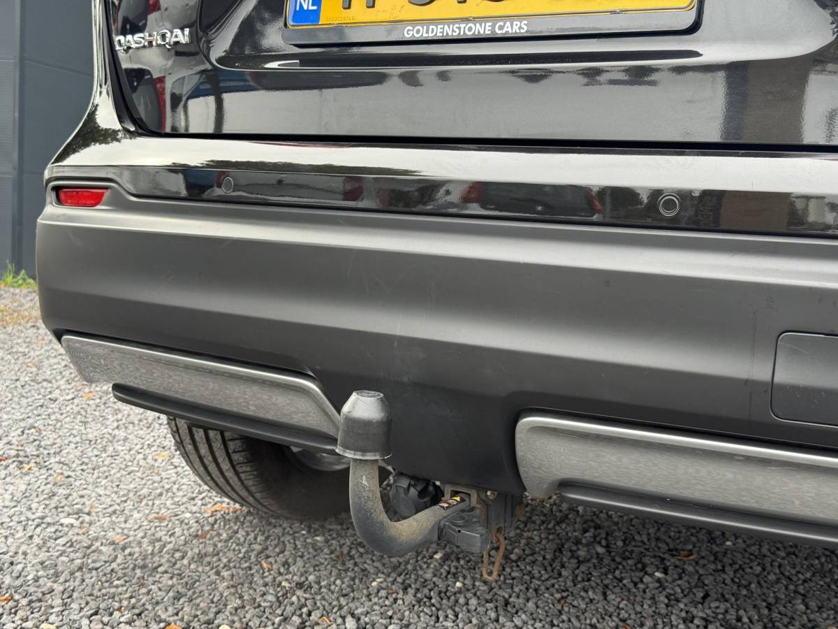 Nissan QASHQAI Nissan Qashqai 1.3 DIG-T Tekna + 2e Eigenaar,Pano,Navi,Camera,Trekhaak,Stoelverwarming,Clima,Cruise,Pdc V+A,Keyless,Halfleder,Dealer Onderhouden,Apk tot 03-2028