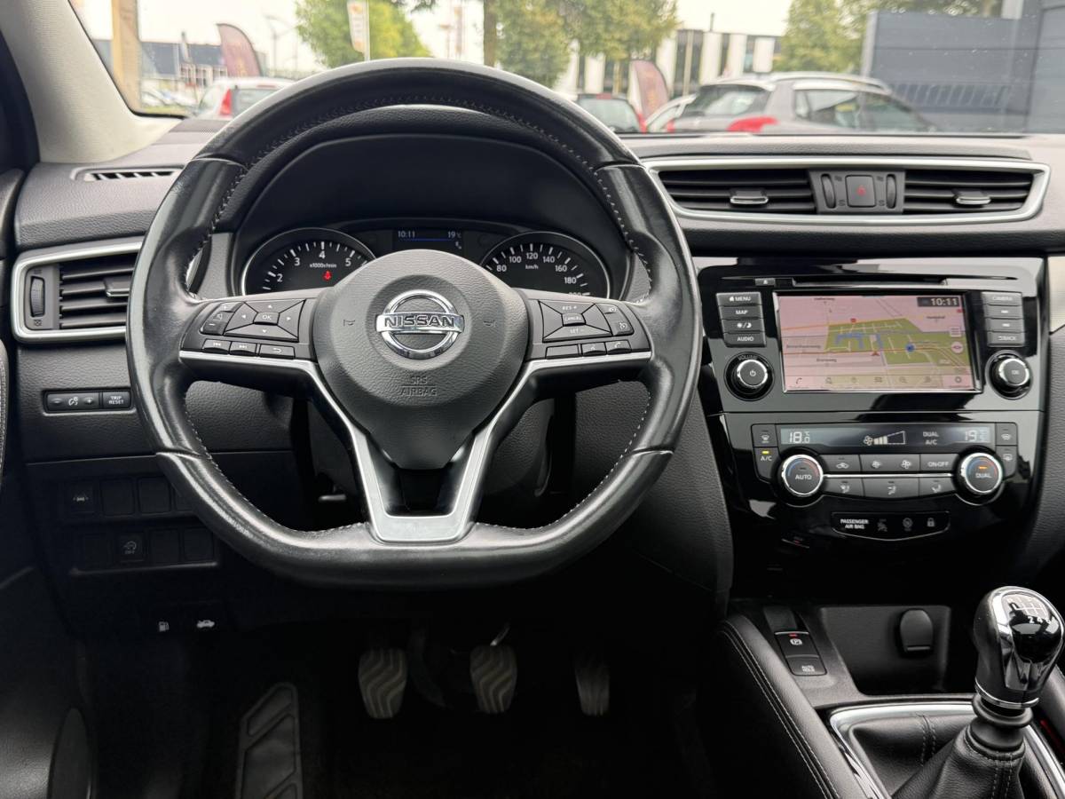 Nissan QASHQAI Nissan Qashqai 1.3 DIG-T Tekna + 2e Eigenaar,Pano,Navi,Camera,Trekhaak,Stoelverwarming,Clima,Cruise,Pdc V+A,Keyless,Halfleder,Dealer Onderhouden,Apk tot 03-2028