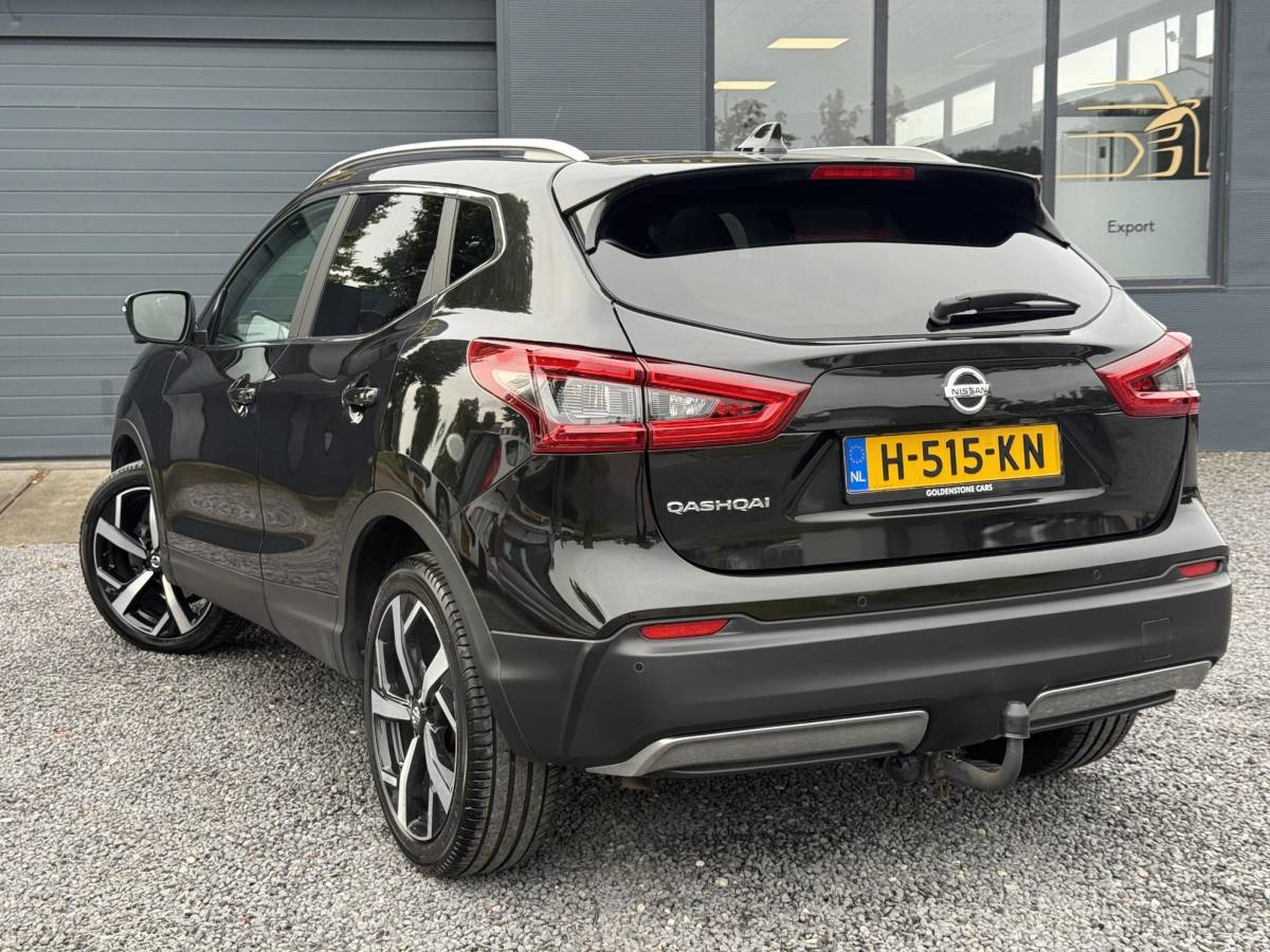 Nissan QASHQAI Nissan Qashqai 1.3 DIG-T Tekna + 2e Eigenaar,Pano,Navi,Camera,Trekhaak,Stoelverwarming,Clima,Cruise,Pdc V+A,Keyless,Halfleder,Dealer Onderhouden,Apk tot 03-2028