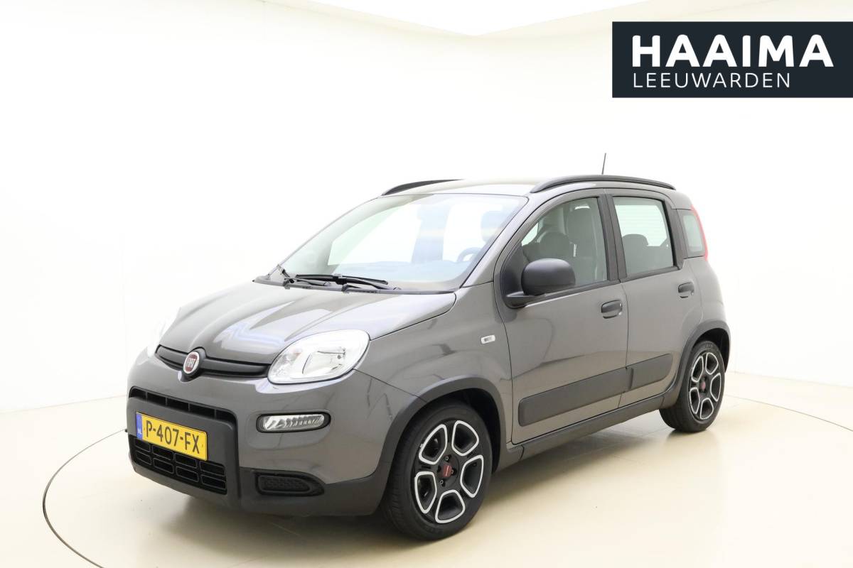 Fiat Panda Fiat Panda 1.0 Hybrid City Life | Navigatie via Carplay | 3 Zitplaatsen | Airco | Dakrails | Hoge instap | City functie  | Metaallak | Electrische ramen