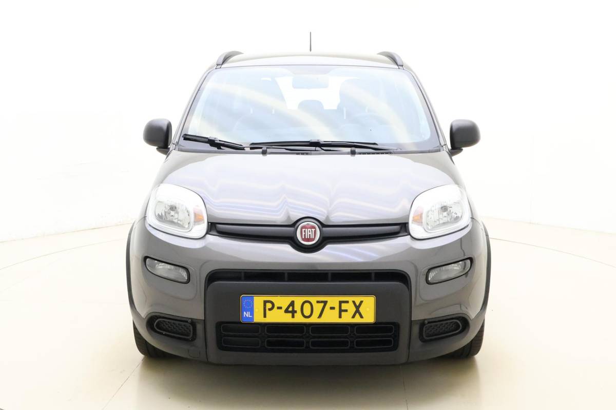 Fiat Panda Fiat Panda 1.0 Hybrid City Life | Navigatie via Carplay | 3 Zitplaatsen | Airco | Dakrails | Hoge instap | City functie  | Metaallak | Electrische ramen