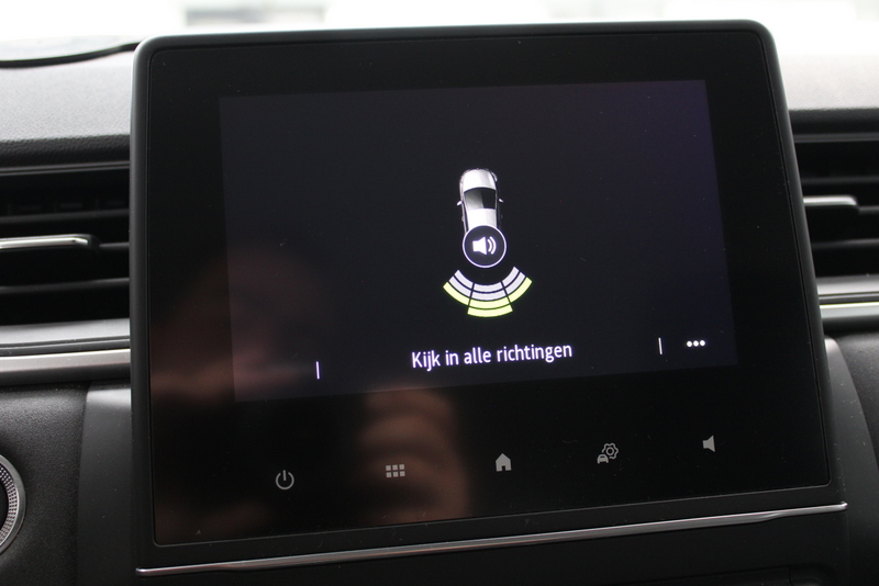 Renault Captur Renault Captur 1.0 TCe 92PK, RIJKLAAR!! NAVIGATIE | PARKEERSENSOREN | CRUISE CONTROLE | CLIMATE CONTROLE