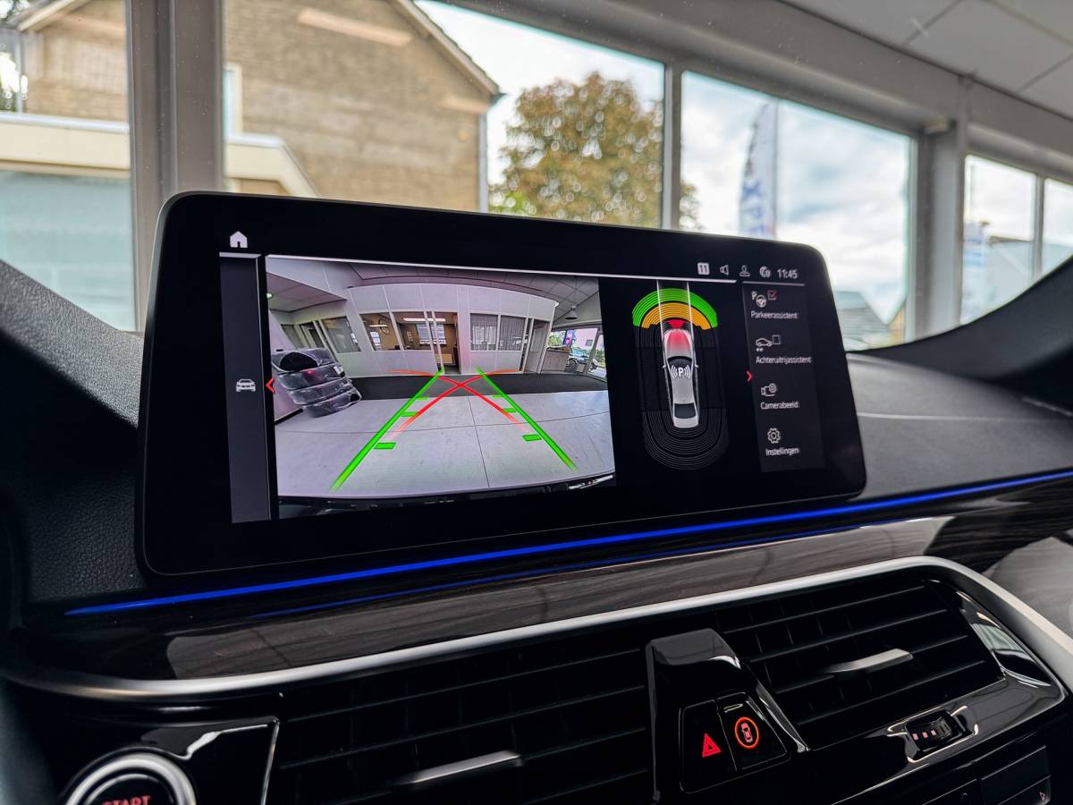 BMW 5 Serie BMW 5-serie 530d Business Edition Plus M-Sport|Laser Led|Leder|Clima|Hud|