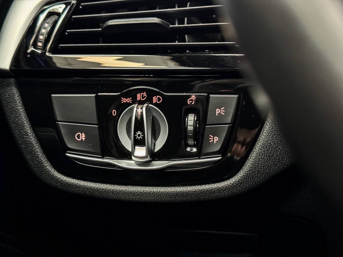 BMW 5 Serie BMW 5-serie 530d Business Edition Plus M-Sport|Laser Led|Leder|Clima|Hud|