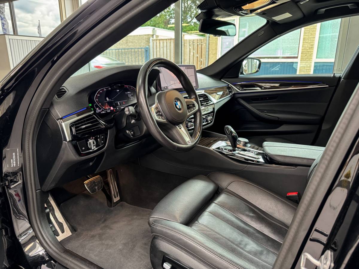 BMW 5 Serie BMW 5-serie 530d Business Edition Plus M-Sport|Laser Led|Leder|Clima|Hud|