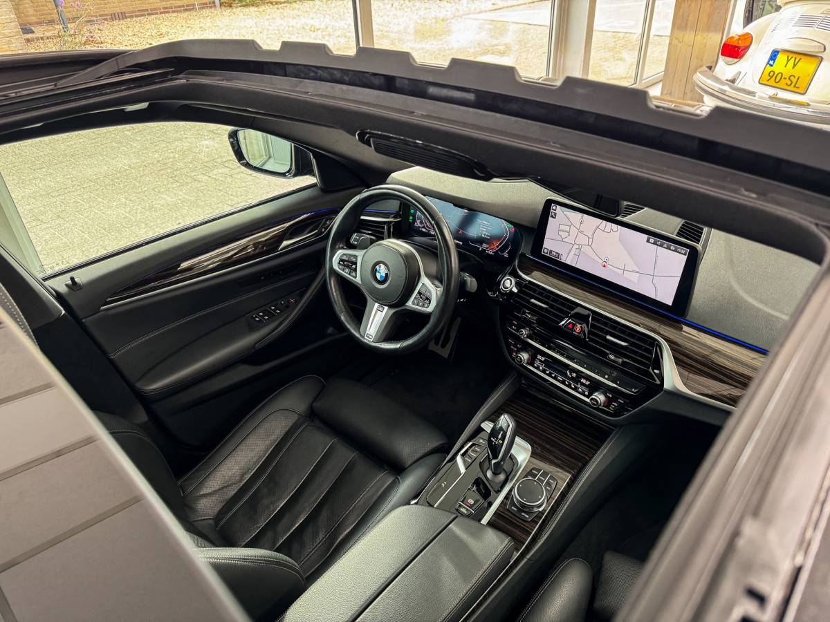 BMW 5 Serie BMW 5-serie 530d Business Edition Plus M-Sport|Laser Led|Leder|Clima|Hud|