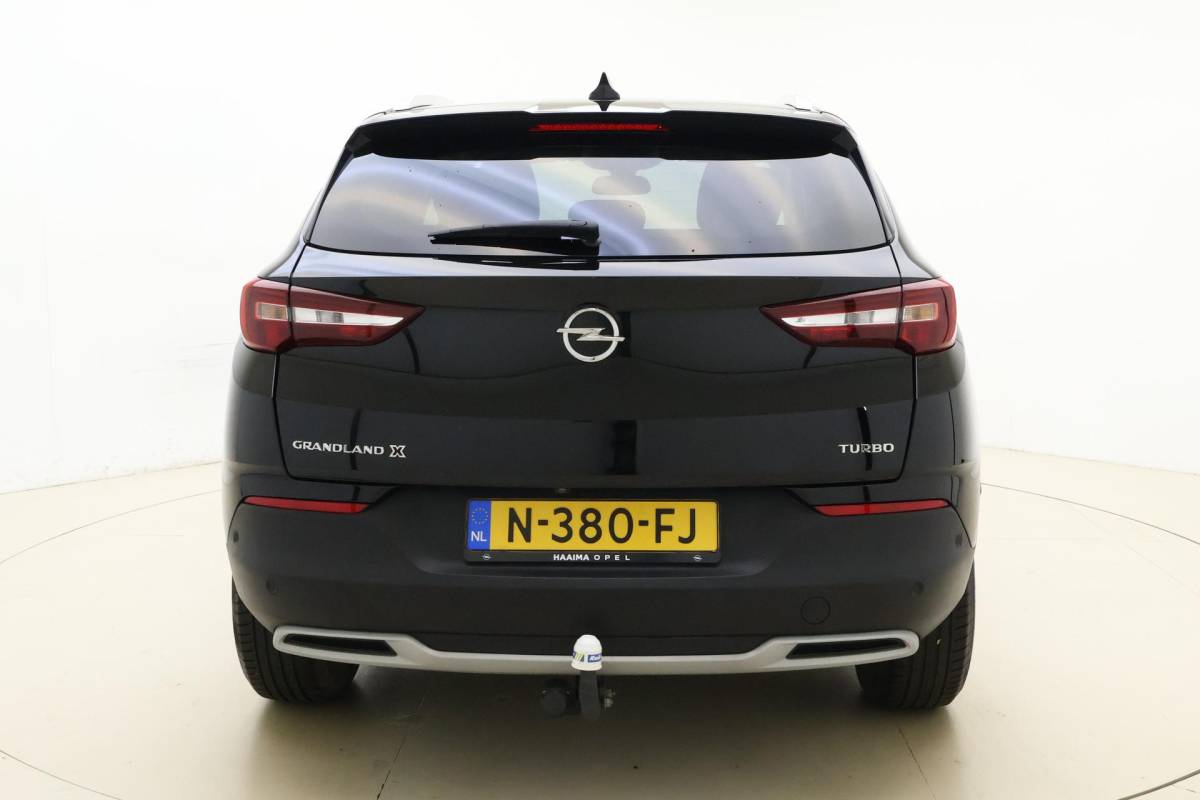 Opel Grandland X Opel Grandland X 1.2 Turbo 120 Jaar Edition | Apple Carplay/Android Auto | Cruise Control | Lichtmetalen velgen 17” | Bluetooth |
