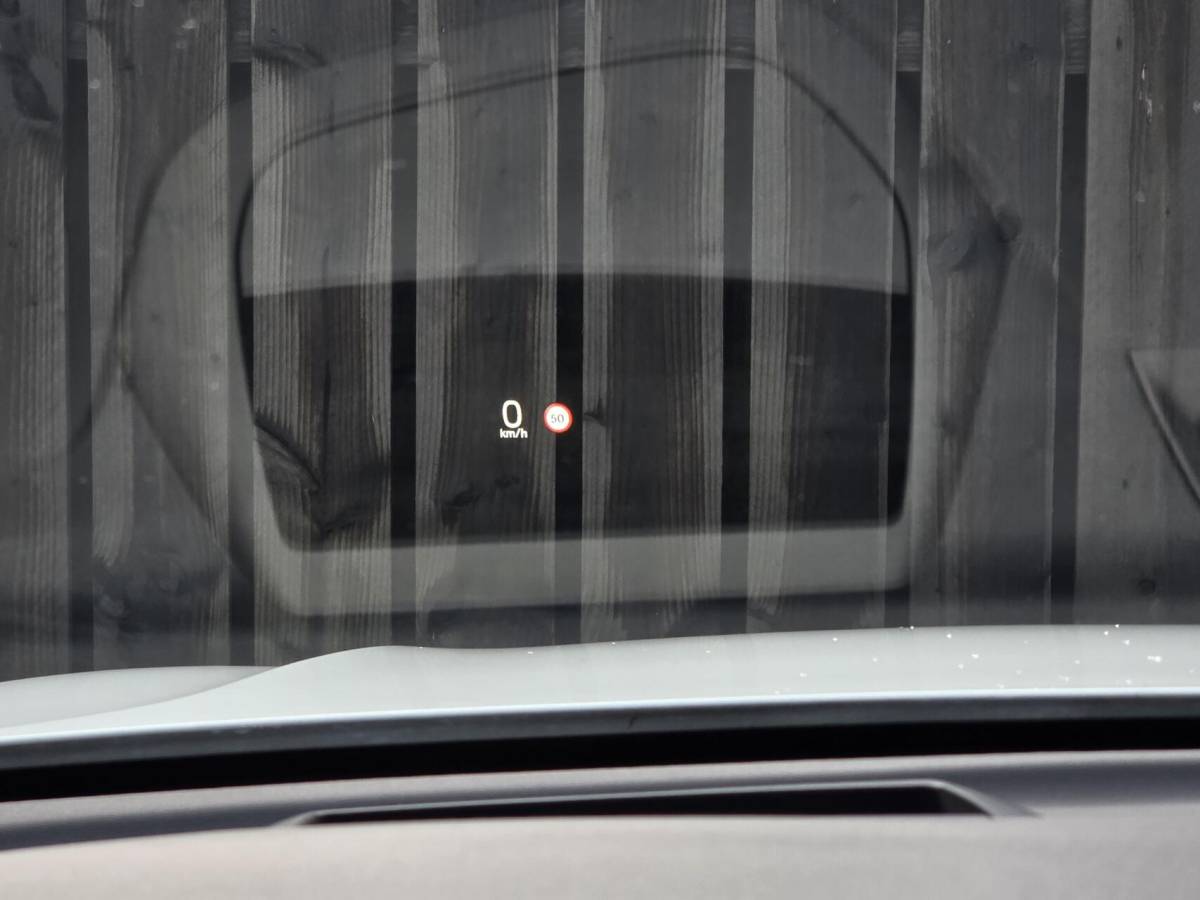 Volvo XC60 Volvo XC60 2.0 T4 R-Design| Head-Up| 1e eigenaar| Trekhaak|