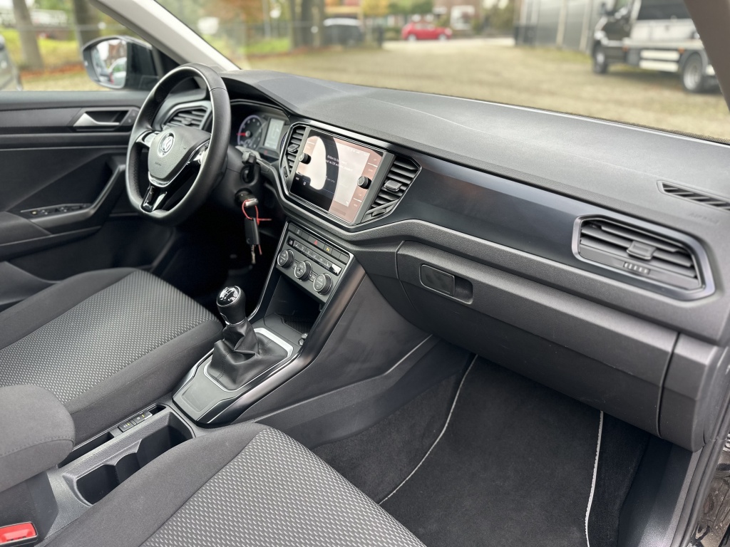 Volkswagen T-Roc Volkswagen T-Roc 1.0 TSI Carplay*PDC*CLima*Stoelvw*1e Eigenaar