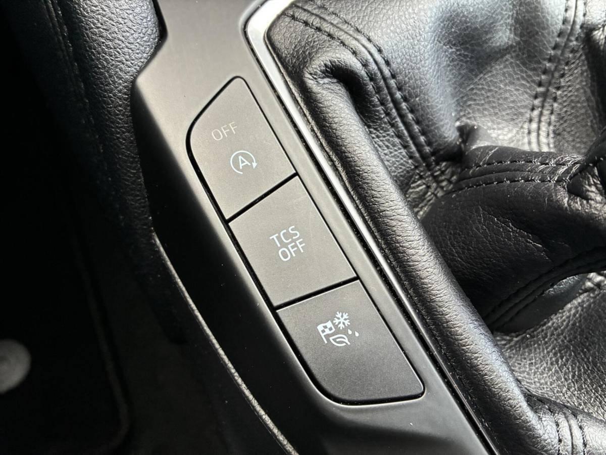 Ford Focus Ford Focus 1.0 EcoBoost Titanium Business | CRUISE ACC | PDC | WINTER PAKKET | 102000 KM!!!
