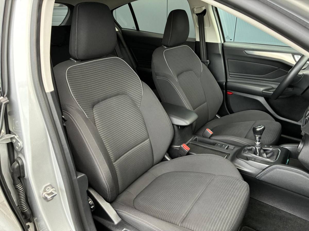 Ford Focus Ford Focus 1.0 EcoBoost Titanium Business | CRUISE ACC | PDC | WINTER PAKKET | 102000 KM!!!
