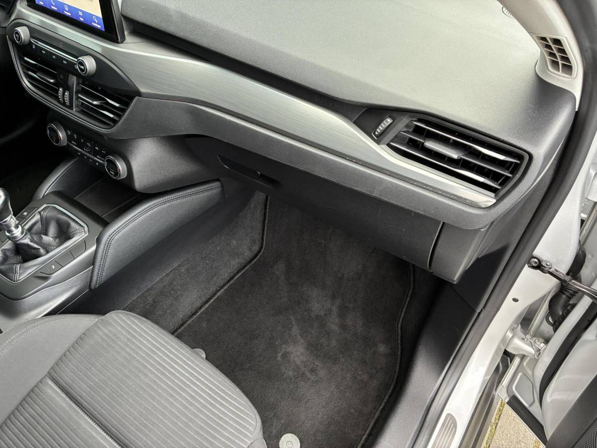 Ford Focus Ford Focus 1.0 EcoBoost Titanium Business | CRUISE ACC | PDC | WINTER PAKKET | 102000 KM!!!