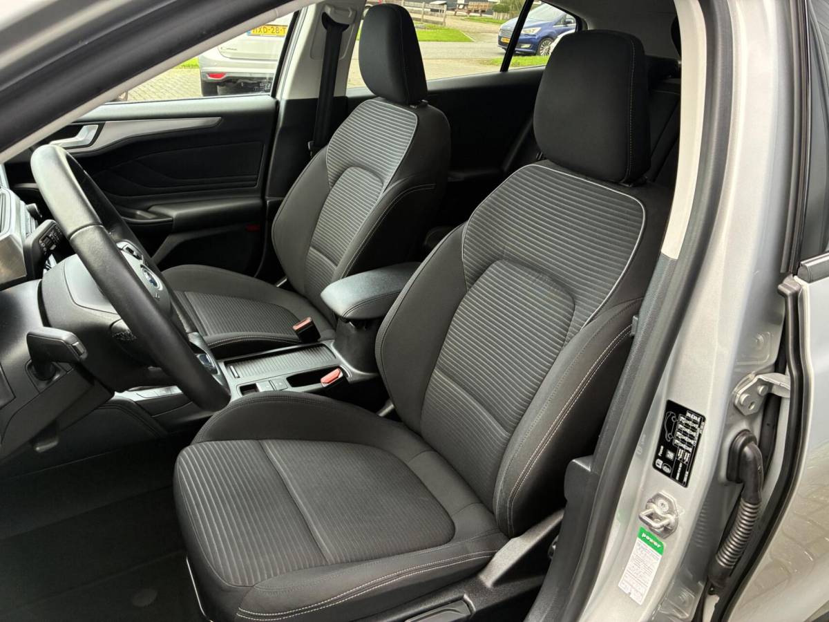 Ford Focus Ford Focus 1.0 EcoBoost Titanium Business | CRUISE ACC | PDC | WINTER PAKKET | 102000 KM!!!