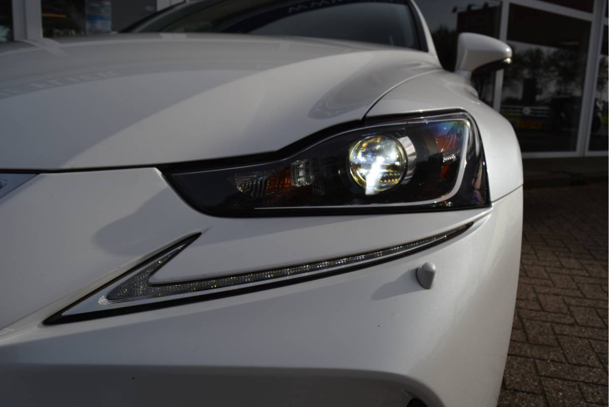 Lexus IS Lexus IS 300h Hybrid Business Line | Navi | Clima | NAP | Orig. NL |
