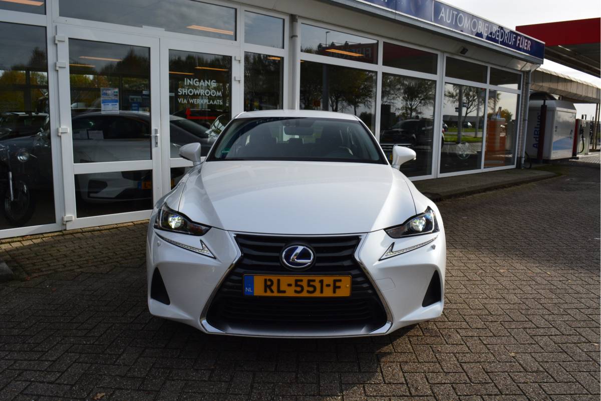 Lexus IS Lexus IS 300h Hybrid Business Line | Navi | Clima | NAP | Orig. NL |