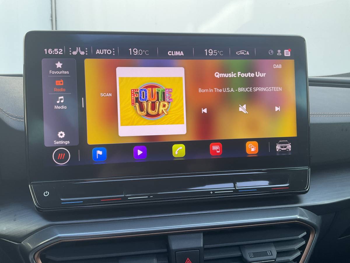 CUPRA Formentor CUPRA Formentor 1.5 TSI Pano.dak Adap.Cruise Memory Keyless Stoel/Stuurverw Leder Vol opties!