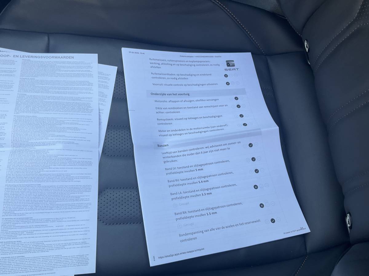 CUPRA Formentor CUPRA Formentor 1.5 TSI Pano.dak Adap.Cruise Memory Keyless Stoel/Stuurverw Leder Vol opties!