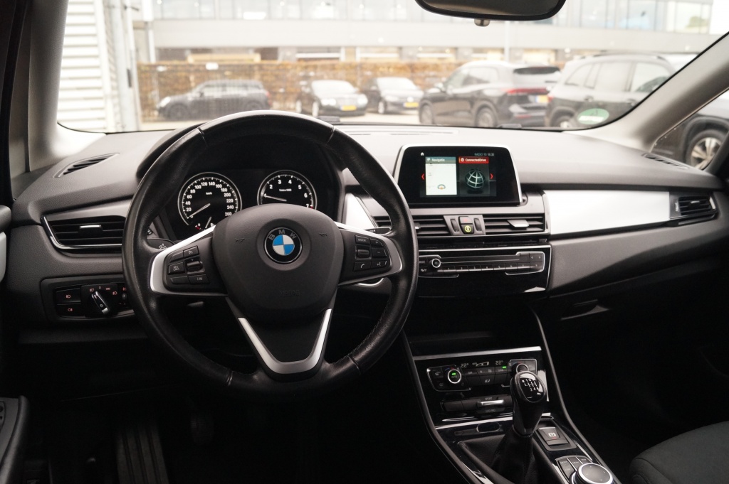 BMW 2 Serie Bmw 2-serie Active Tourer 216i Executive Edition -NAVI-ECC-PDC-TREKHAAK-