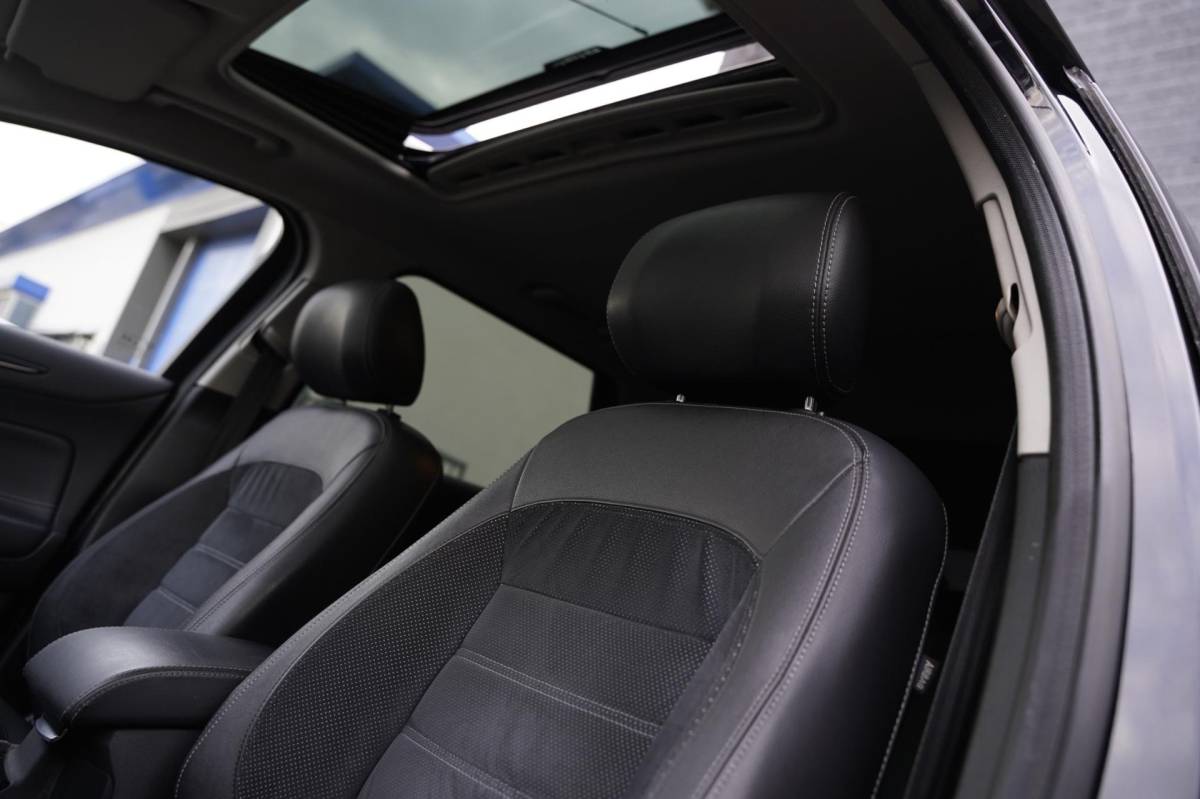 Ford Mondeo Ford Mondeo Wagon 2.0 SCTi Titanium 203pk, Automaat, Navi