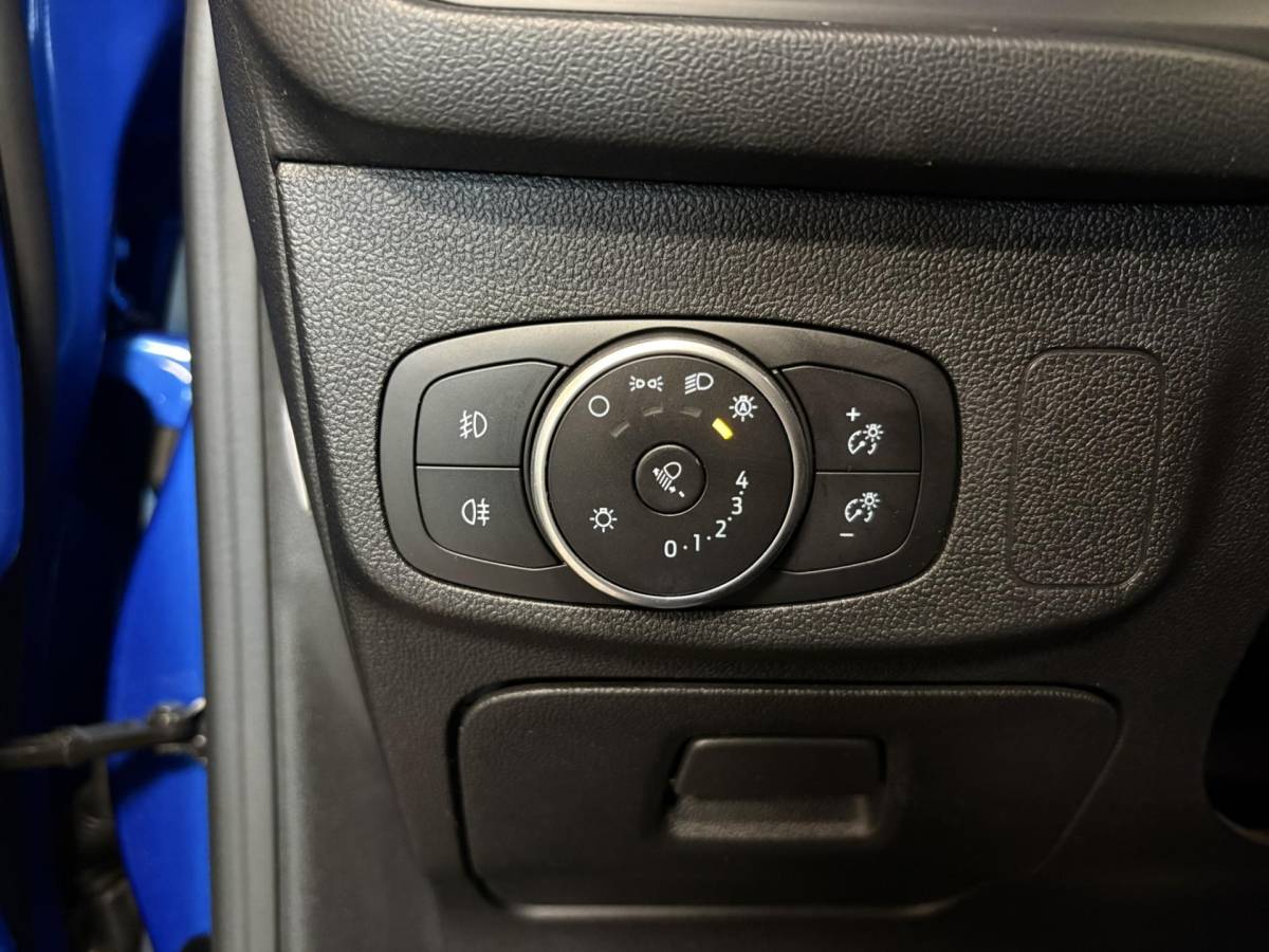 Ford Focus Ford Focus Wagon 1.0 EcoBoost Titanium Business *Stoel/Stuurverw.* Carplay|B&O|Dealer OH