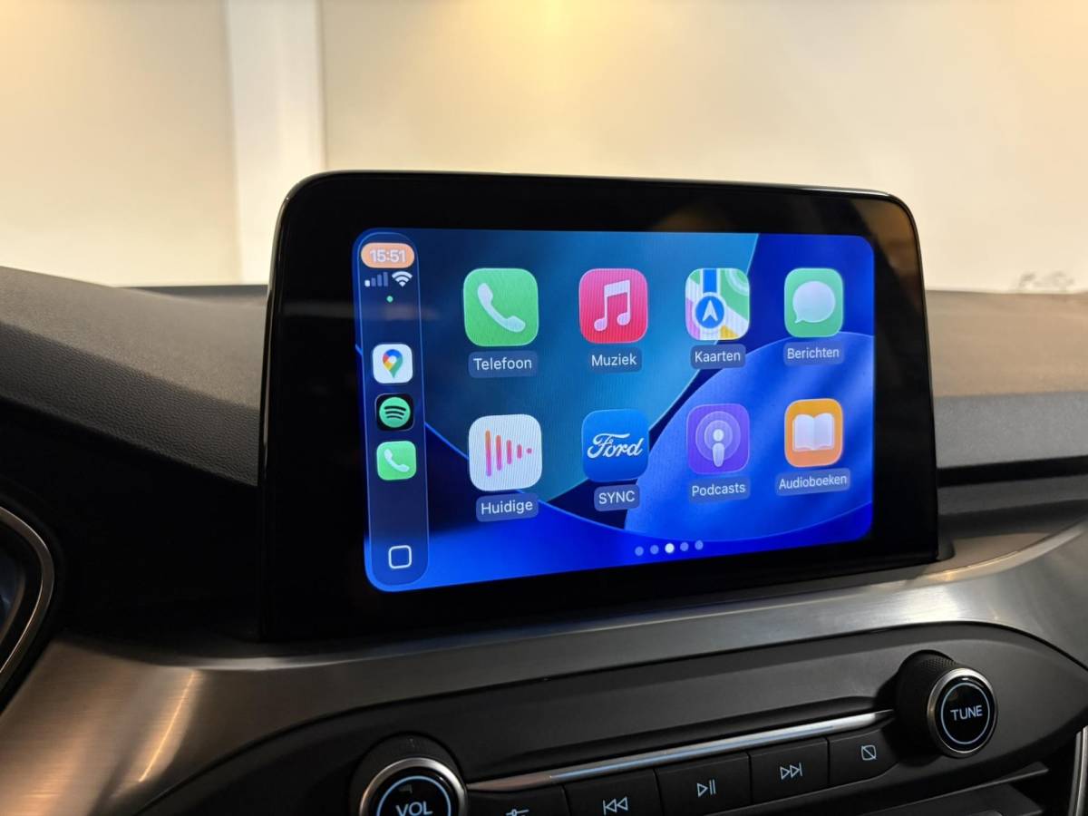 Ford Focus Ford Focus Wagon 1.0 EcoBoost Titanium Business *Stoel/Stuurverw.* Carplay|B&O|Dealer OH