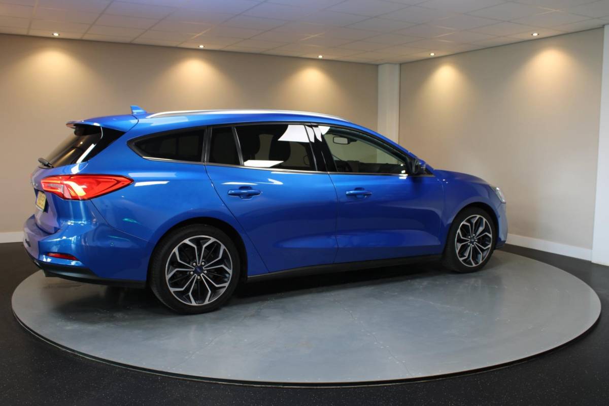 Ford Focus Ford Focus Wagon 1.0 EcoBoost Titanium Business *Stoel/Stuurverw.* Carplay|B&O|Dealer OH