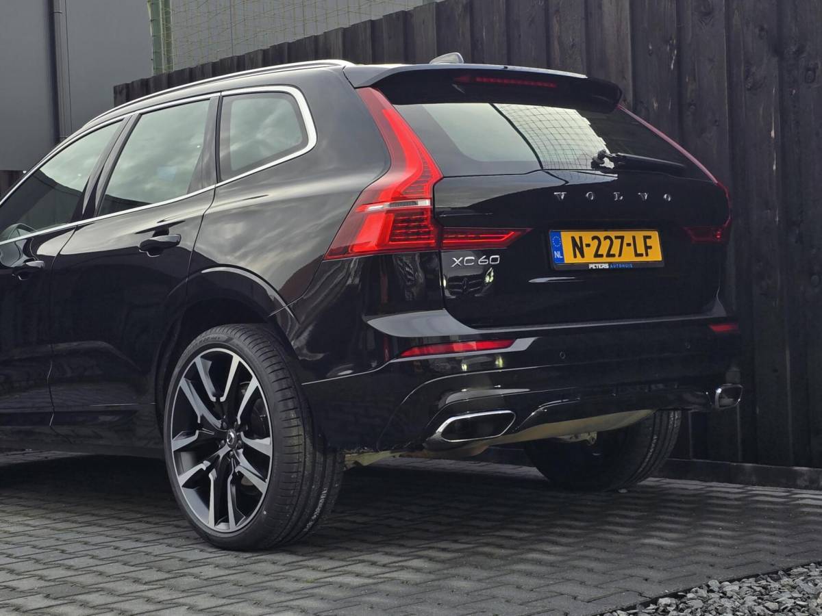 Volvo XC60 Volvo XC60 2.0 T5 AWD R-Design| Trekhaak| Memory| Stoelverw.