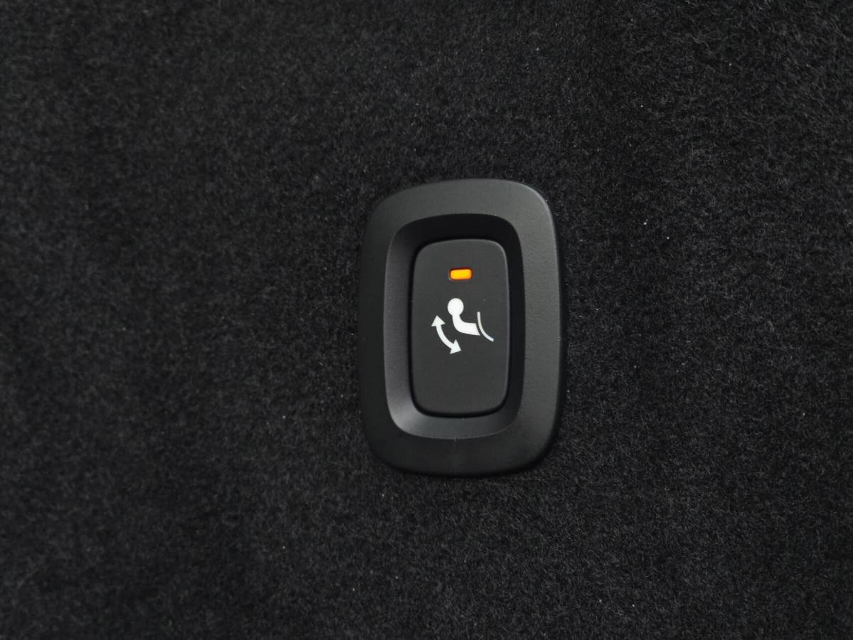 Volvo XC60 Volvo XC60 2.0 T5 AWD R-Design| Trekhaak| Memory| Stoelverw.