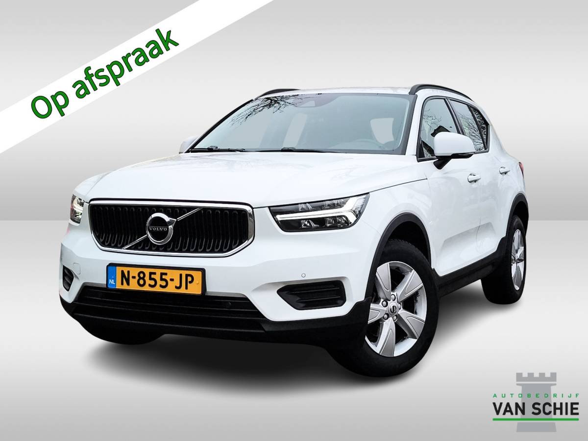 Volvo XC40 Volvo XC40 1.5 T2 Momentum Core 1e-Eig. & Dealer-Onderh. BOVAG-Garantie. NL-Auto.